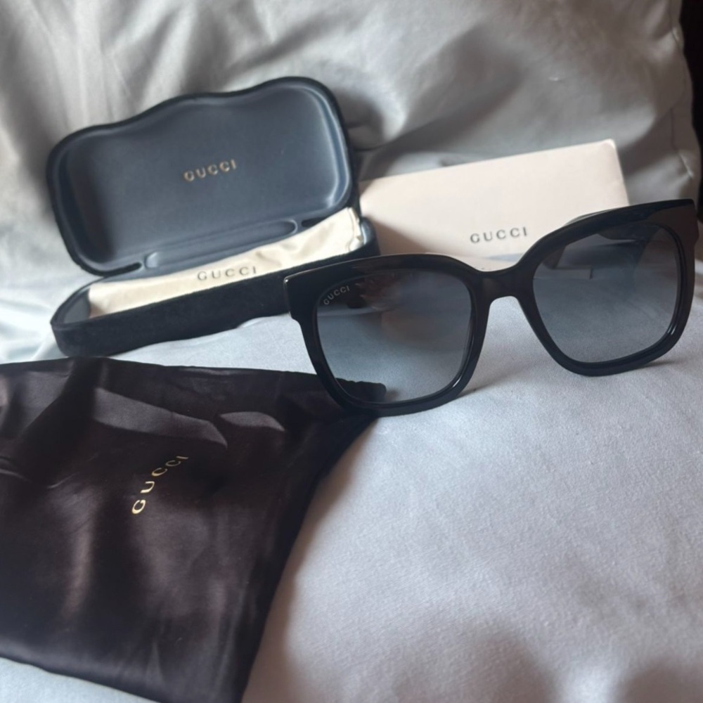Gucci Black Sunglasses sherry line - Picture 2 of 9